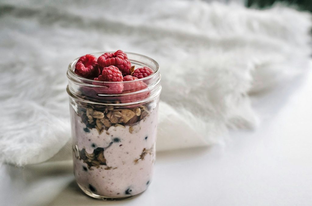 granola and yoghurt filled mason
jar