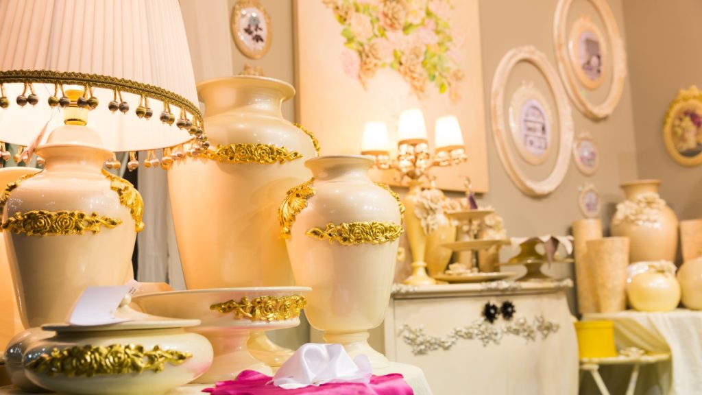 Table luxury lamp, yellow colors