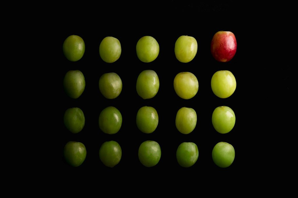 green and purple grapes