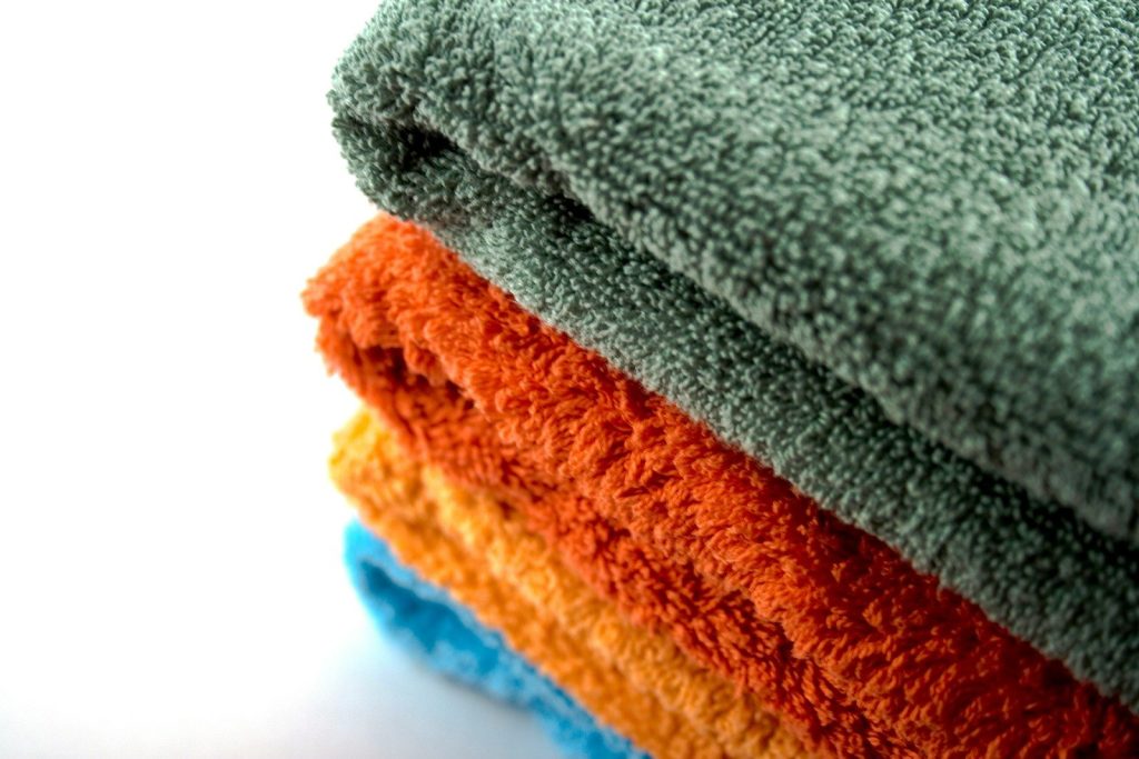 A stack of towels folded on top of each other