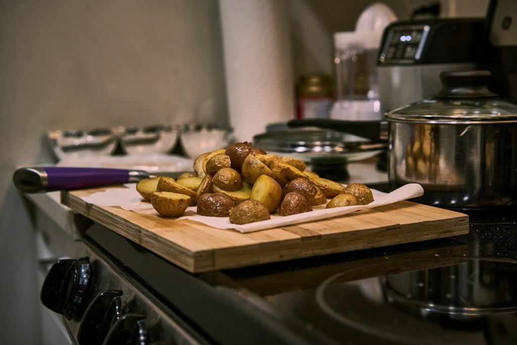 a plate of potatoes on a table