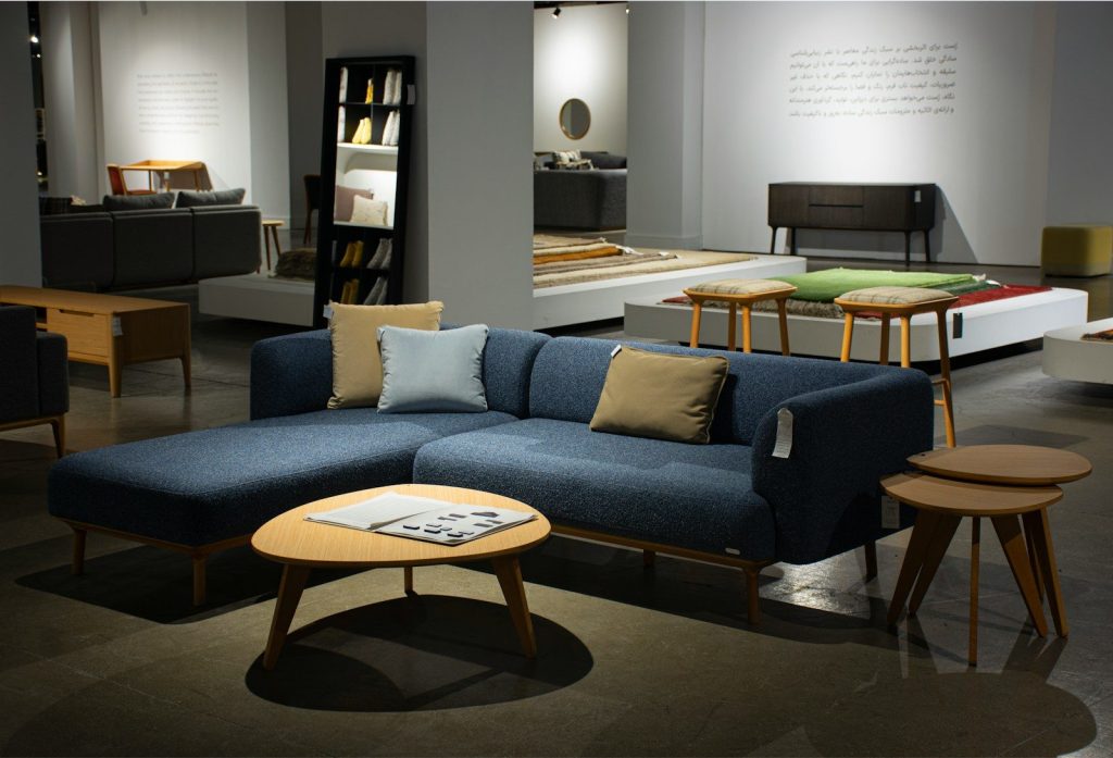 A living room filled with lots of furniture